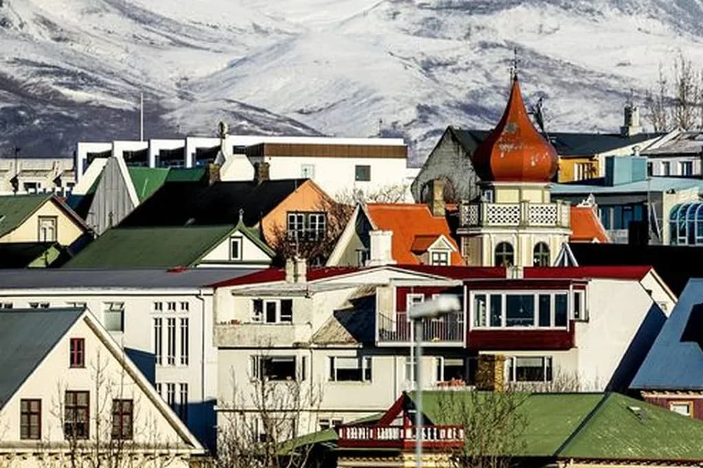 Best Walking Route in Reykjavík - A Local's Guide